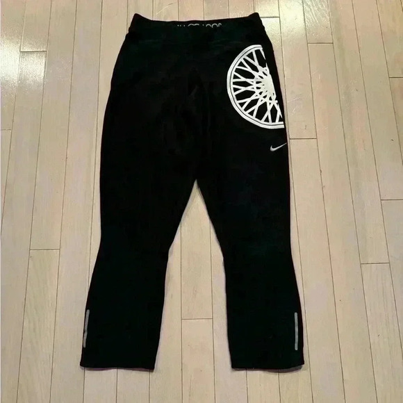 Nike Pants - Soulcycle Nike leggings
